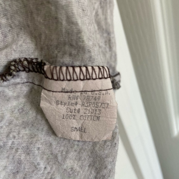 Wet Seal Split Hem Top - Picture 4 of 4